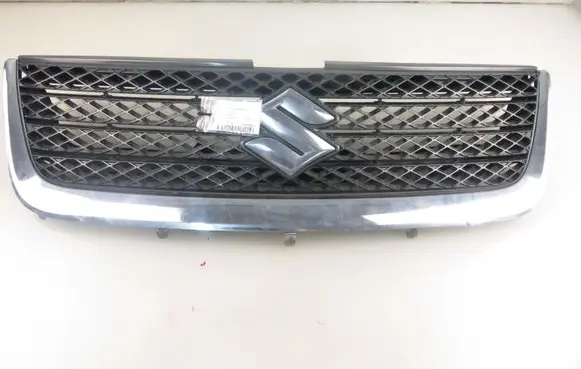 Suzuki Grand Vitara II Front grill 7174365J0