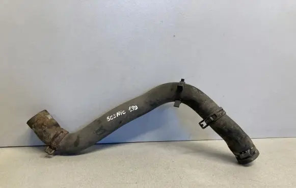 Coolant pipe/hose