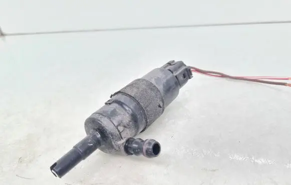 Audi A6 S6 C6 4F Headlight washer pump 3B7955681