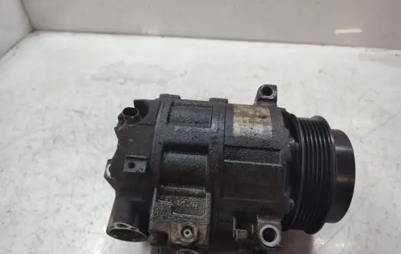 Mercedes-Benz C W204 Air conditioning (A/C) compressor (pump) A0022305011