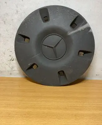Mercedes-Benz Sprinter W906 R12 wheel hub/cap/trim A9064010025 C1283