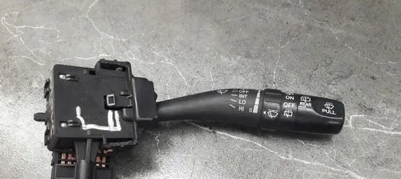 KIA Carens IV Fog light switch 202004726