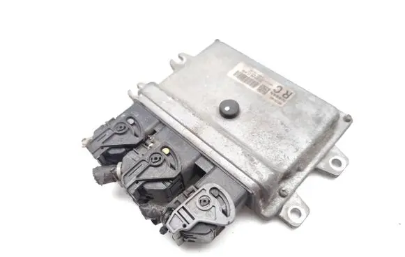 Nissan Qashqai Engine control unit/module MEC93-490