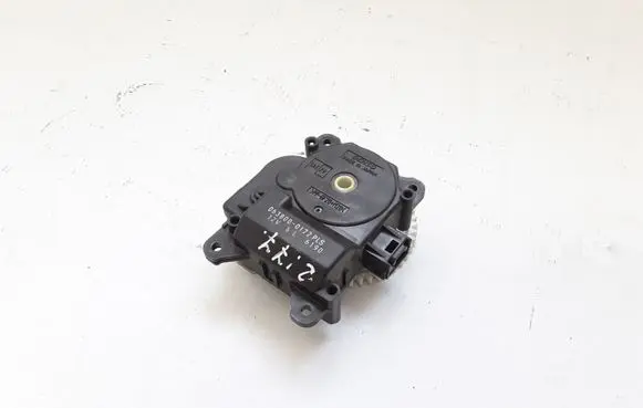 Toyota Urban Cruiser (XP110) Air flap motor/actuator 0638000172