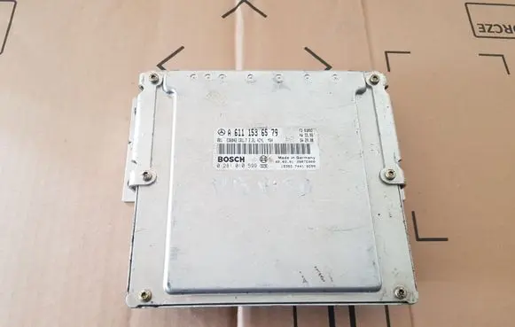 Mercedes-Benz Vito Viano W638 Engine control unit/module A6111536579 0281010599