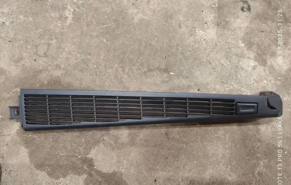 BMW 5 E39 Parcel shelf load cover mount bracket 8185228