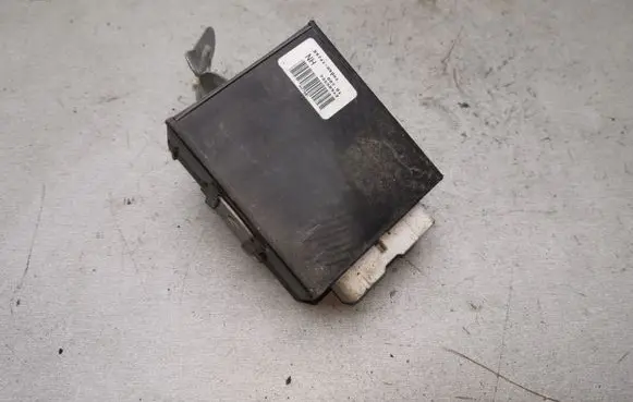 Toyota Avensis T220 Other control units/modules 8974105041