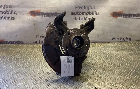Audi A3 S3 8L Front wheel hub
