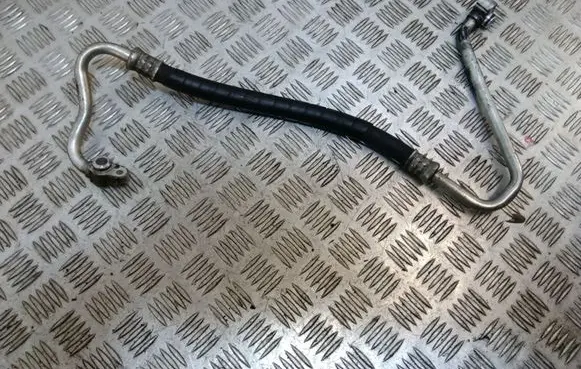 Toyota Corolla Verso E121 Air conditioning (A/C) pipe/hose