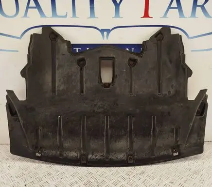 BMW X5 E70 Engine splash shield/under tray 7233967