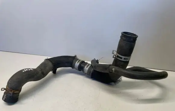 Toyota RAV 4 (XA30) Engine coolant pipe/hose
