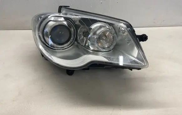 Volkswagen Touran I Headlight/headlamp