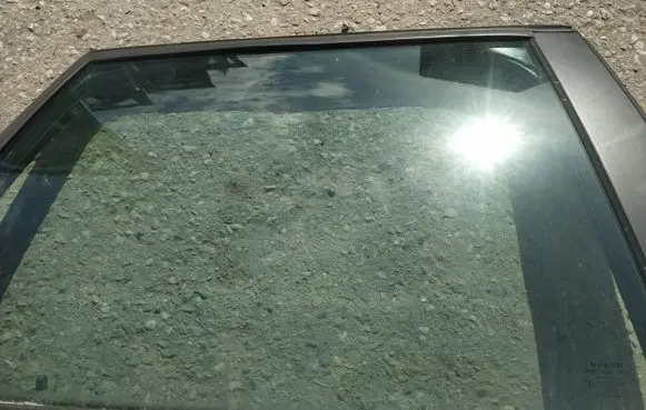 Volvo V50 Rear door window glass