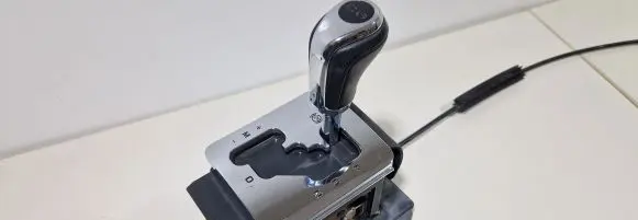 Citroen C6 Gear shifter/selector 9681740580