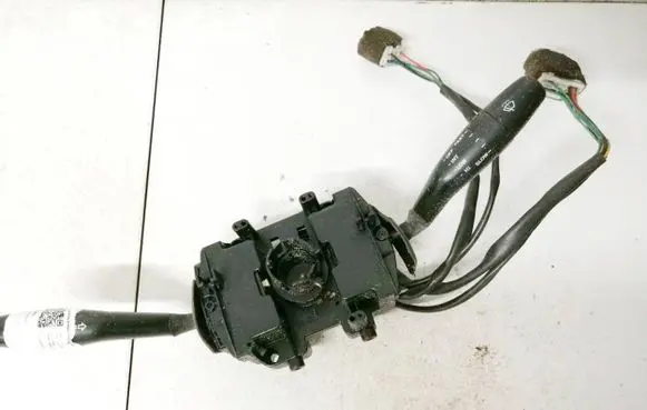 Hyundai Accent Wiper turn signal indicator stalk/switch 9340022700 93400-22700