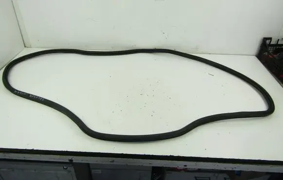 Volkswagen Sharan Trunk rubber seal (body) 