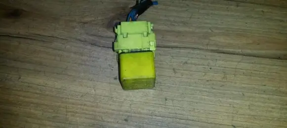 Fiat Bravo - Brava Other relay 82461739 Nenustatyta