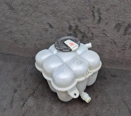Audi Q8 Fuel expansion tank 4M0121403E 4M0121405R 4M0121403G