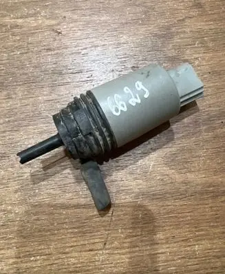 BMW 3 E90 E91 Windscreen/windshield washer pump 6934159