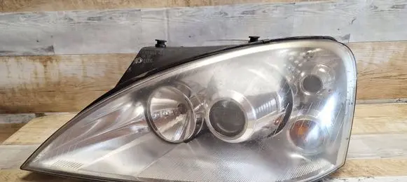 Ford Galaxy Headlight/headlamp 1M2113101CA 0301183273