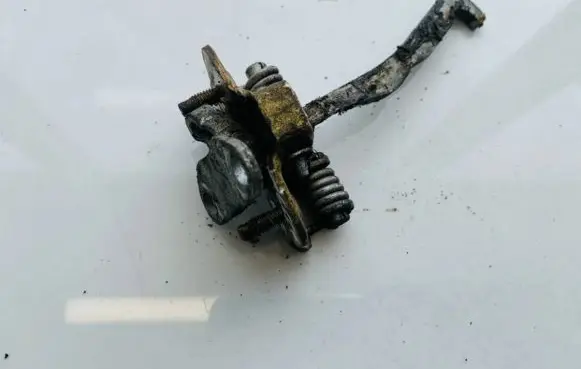 Citroen Xsara Picasso Rear door check strap stopper