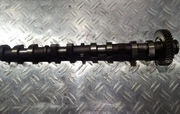 Toyota Carina T210 Camshaft 