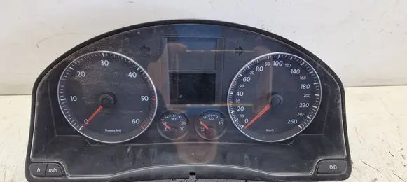 Speedometer (instrument cluster)
