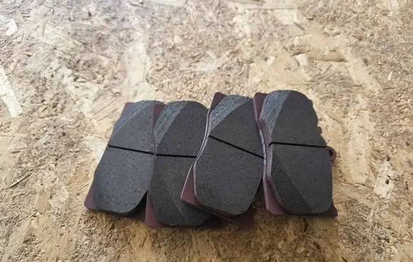 Lexus LS UCF30 Brake pads (front) 0446550250 0446548020 044650W030