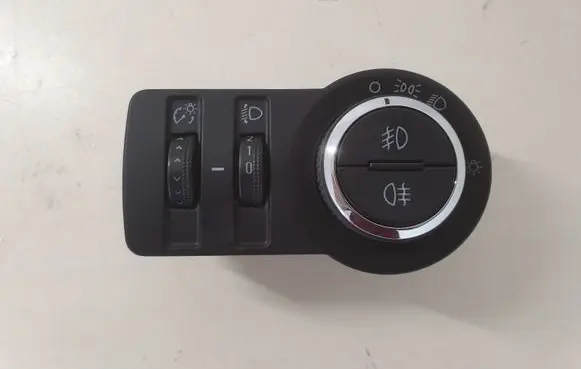 Opel Astra J Light switch 13268695