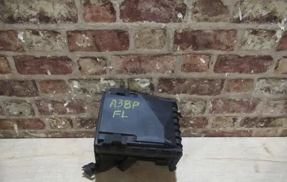 Audi A3 S3 8P Fuse box set