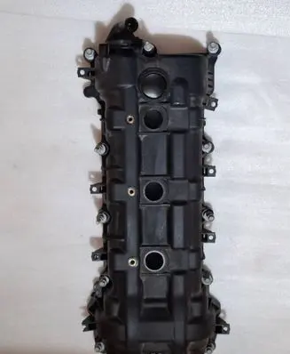 Dodge Challenger Rocker cam cover 05184068AN 47249 PA66GF