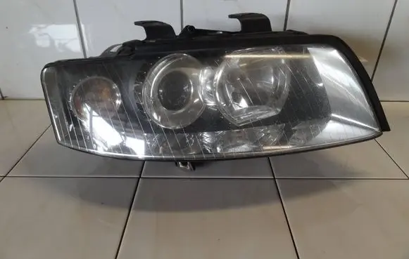 Audi A4 S4 B6 8E 8H Spotlight 