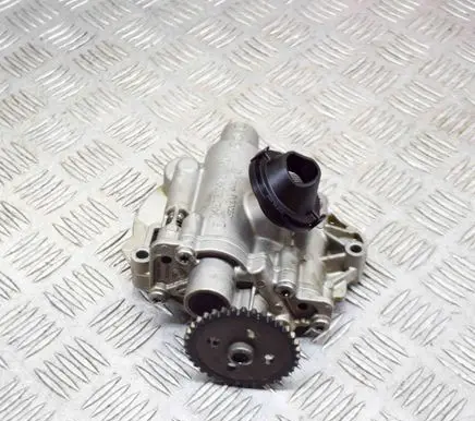 Audi A4 S4 B9 8W Oil pump 04E115109S 04E115251AK
