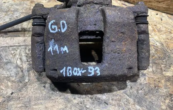 Rear brake caliper