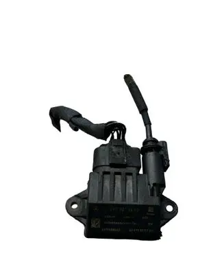 Mercedes-Benz E W211 Glow plug pre-heat relay A6429001402