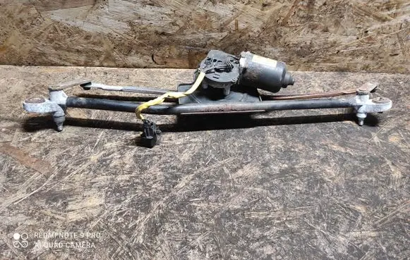 KIA Magentis Front wiper linkage and motor 981103C100