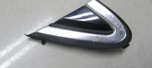 Volvo V40 Fender trim (molding)