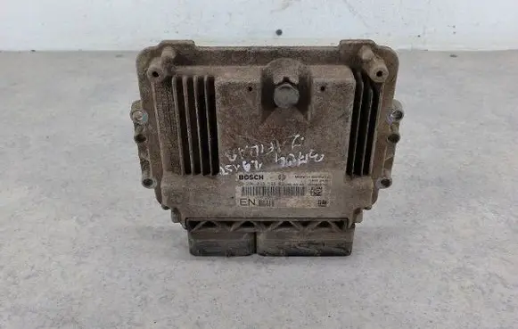 Opel Zafira B Engine control unit/module ECU 55205621