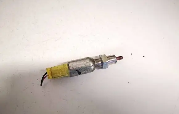 Honda CR-V Brake pedal sensor switch