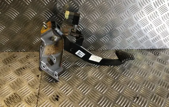KIA Sportage Brake pedal HKMB0057