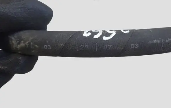Volkswagen Golf V Air conditioning (A/C) pipe/hose 1K0820721C