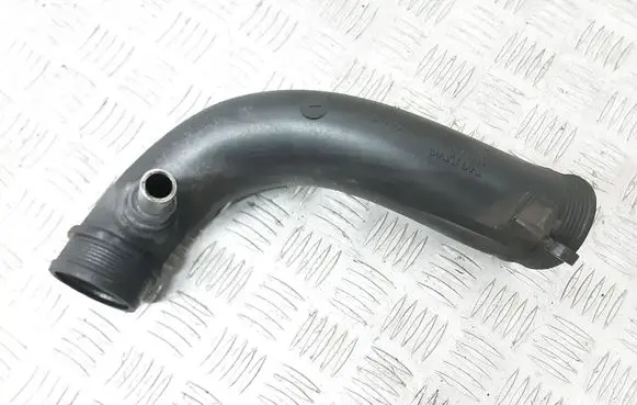 Volvo XC90 Intercooler hose/pipe 30714480