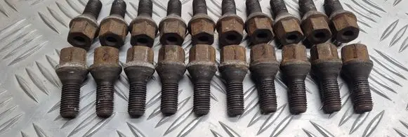 Opel Vectra C Nuts/bolts 