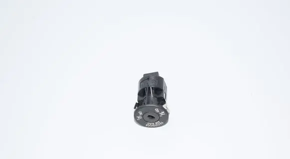 Passenger airbag on/off switch