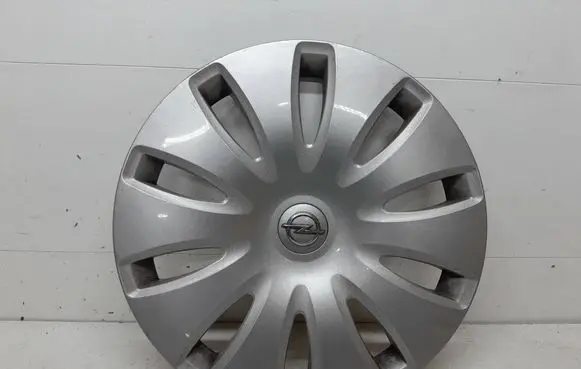 Opel Insignia A R17 wheel hub/cap/trim 13305323 13305324 13241514