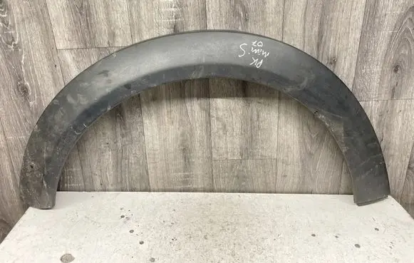 Mini One - Cooper R57 Front arch trim 7157103