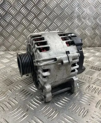 Audi A4 S4 B8 8K Generator/alternator