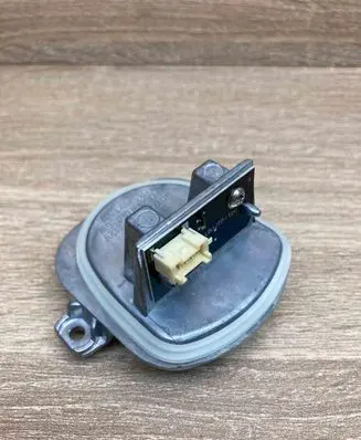 BMW 7 G11 G12 LED ballast control module 63119498408 9498408 RIGHTSIDE