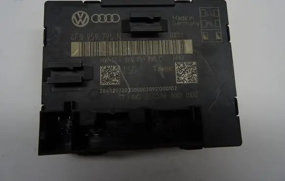 Audi A4 Allroad B8 Door control unit/module 8K0959795C