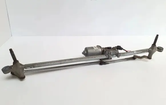 Renault Master III Front wiper linkage and motor 141409360